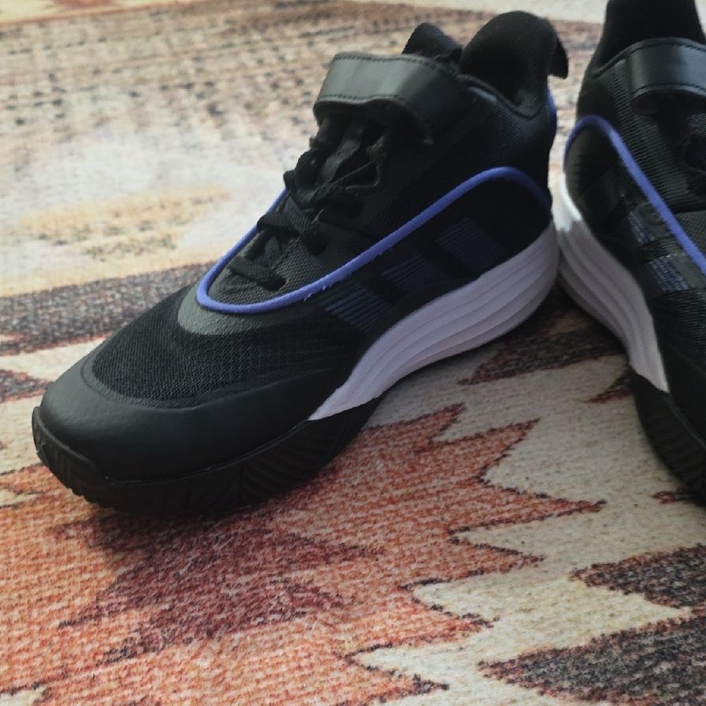 Adidas Kids Black and Purple Athletic Shoes - Picture 7 of 9